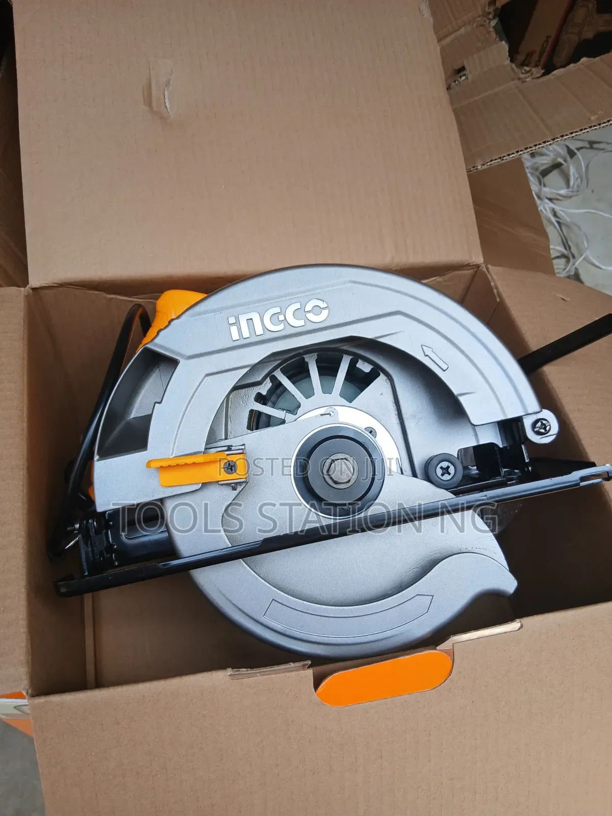 Electric Circular Saw 7"