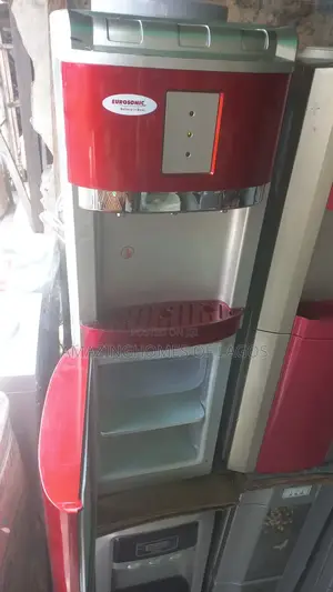 Three Taps Water Dispenser