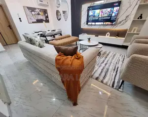 4bedroom Shortlet; 24/7 Power Supply Security, Gym, Pool