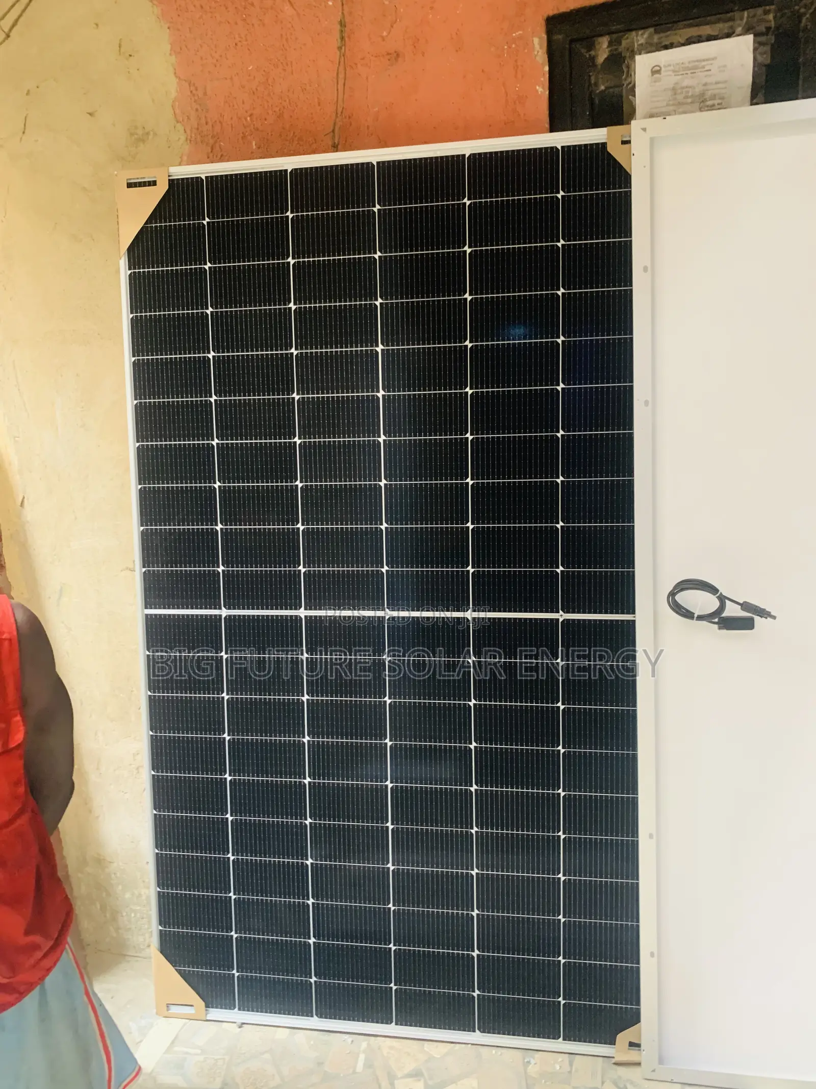 550watts Jinko Solar Panel 144c
