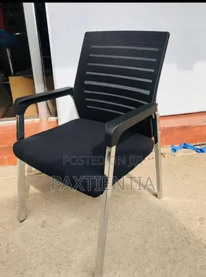 Visitors Chair With 4-Legs