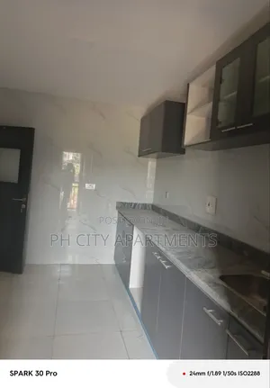 3bdrm Block of Flats in Old GRA for rent