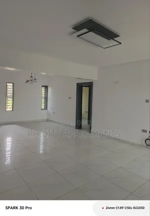 3bdrm Block of Flats in Old GRA for rent