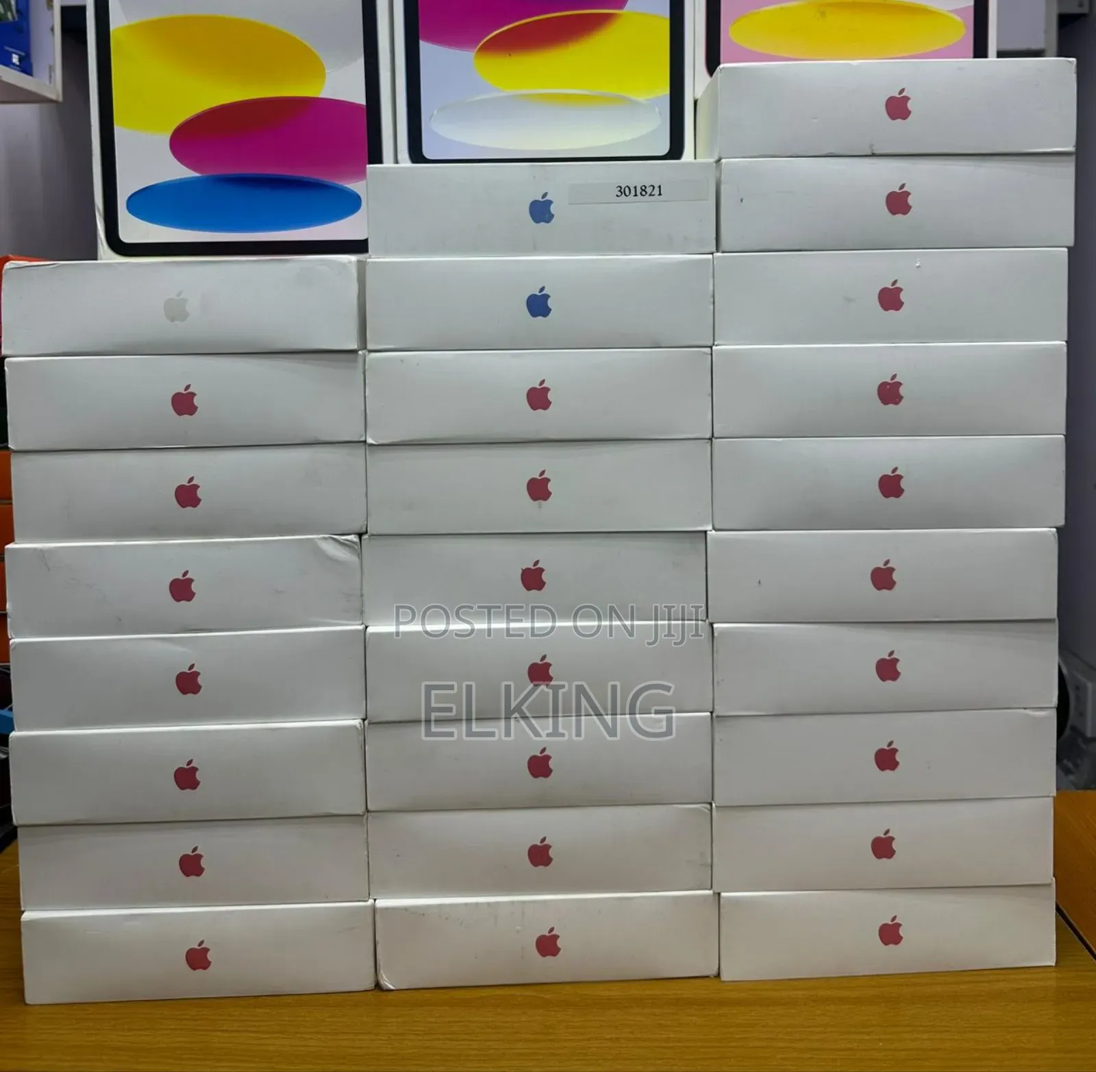 New Apple iPad 10.2 (2020) 64 GB Black