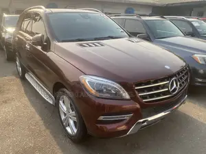 Mercedes-Benz M Class 2014 Red