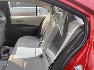 Toyota Corolla LE 2021 Red