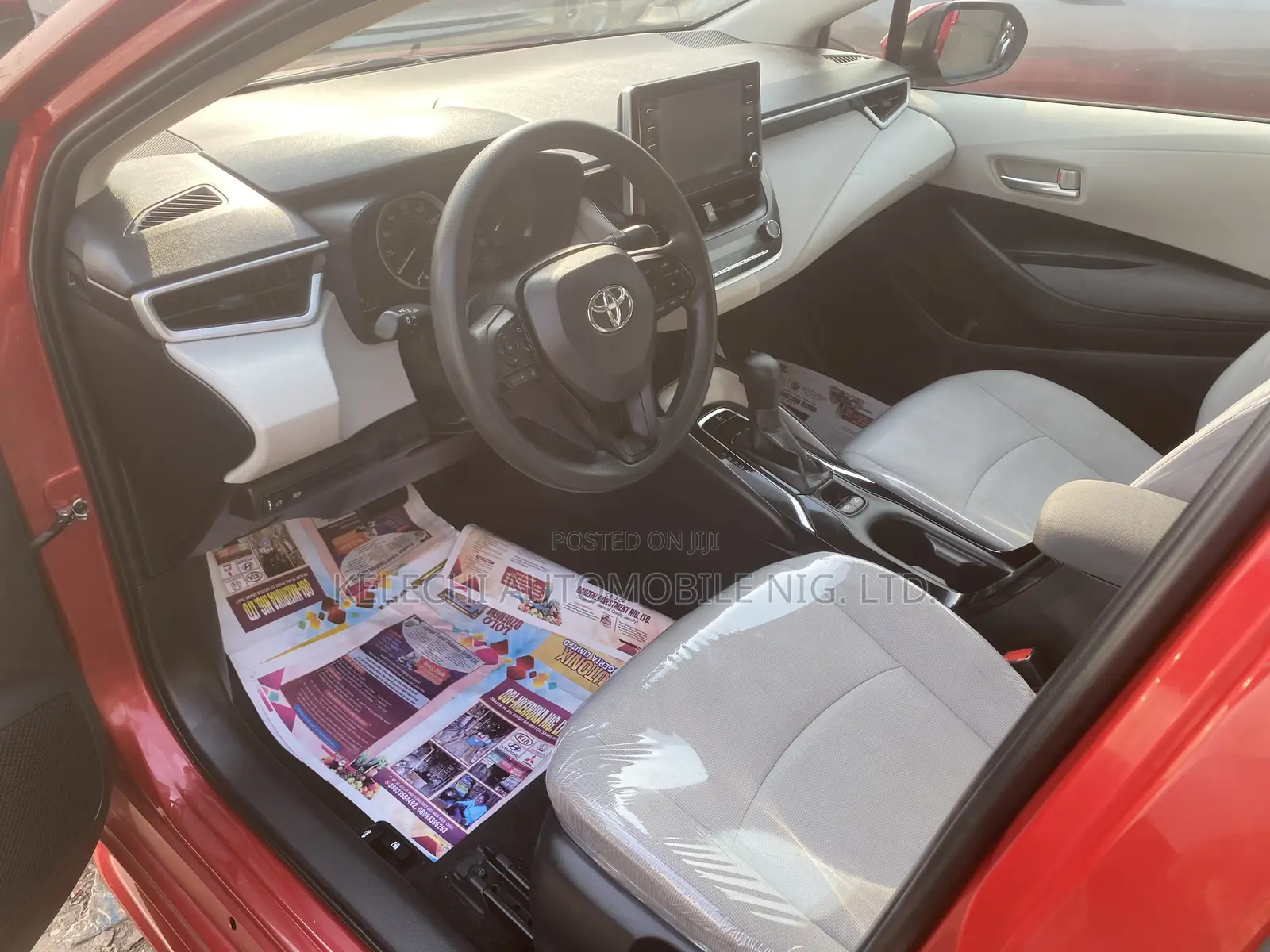 Toyota Corolla LE 2021 Red