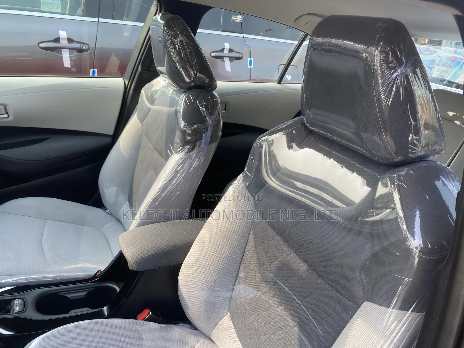 Toyota Corolla LE 2021 Red