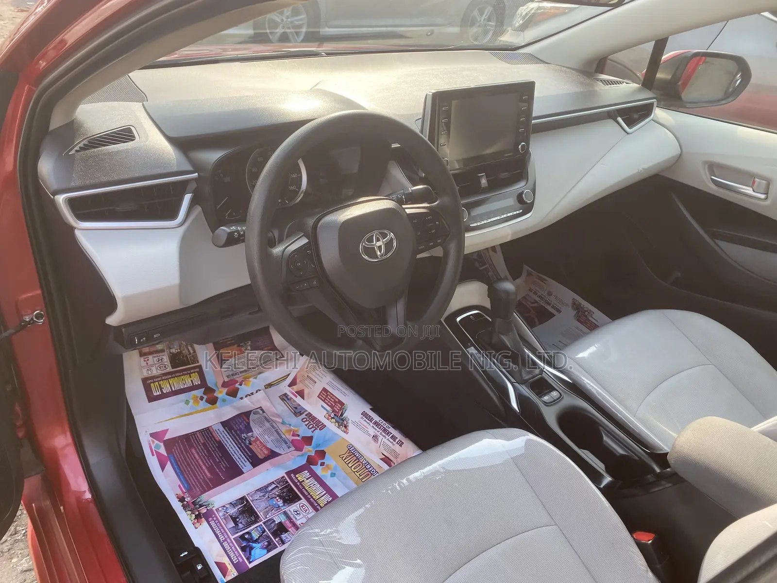 Toyota Corolla LE 2021 Red
