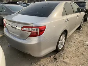 Toyota Camry 2012 Silver