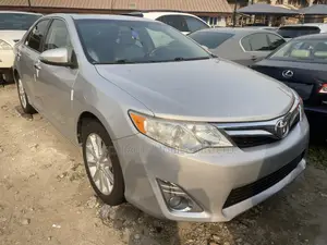 Toyota Camry 2012 Silver