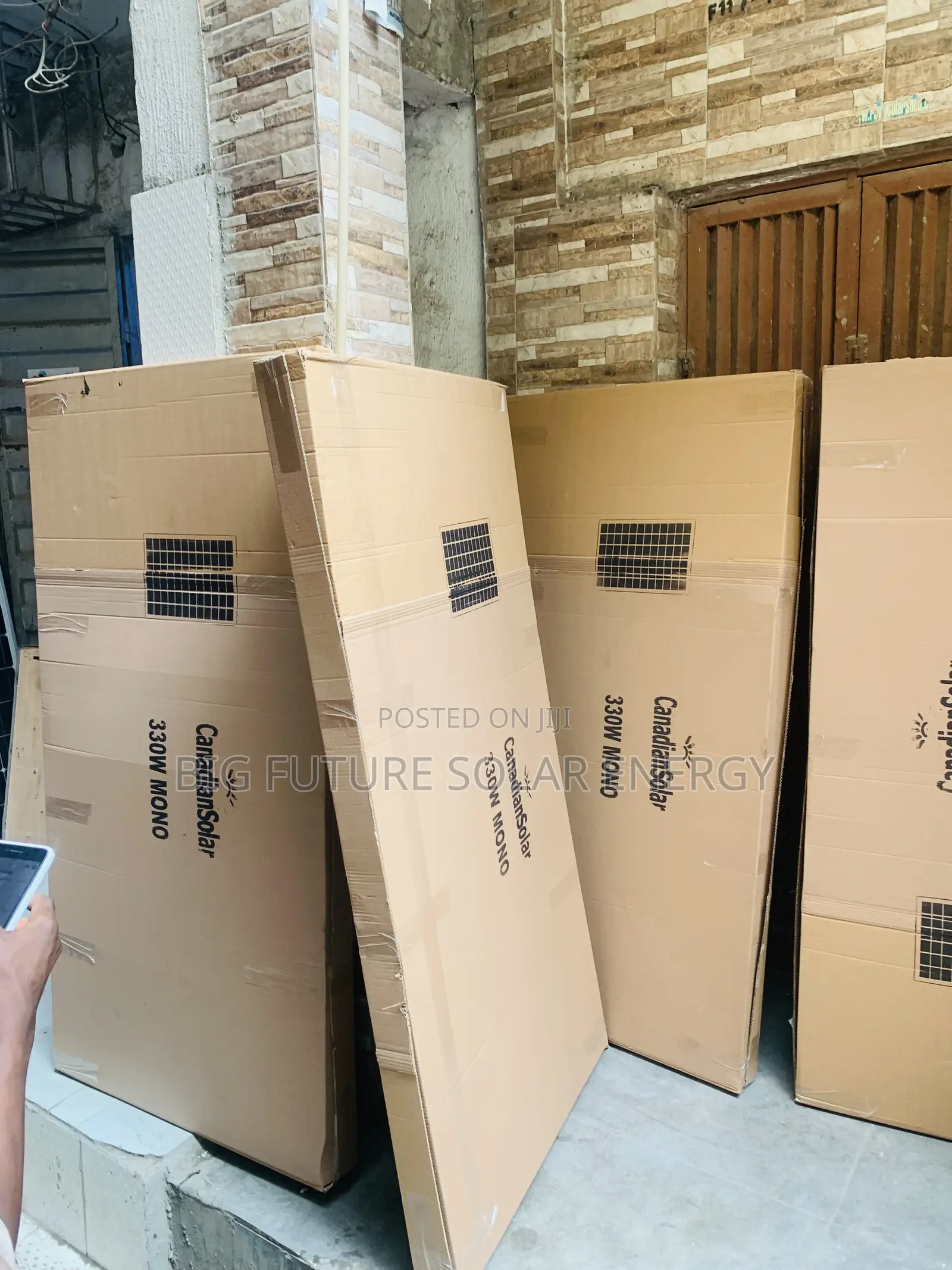330watts Canadian Solar Panel 72c