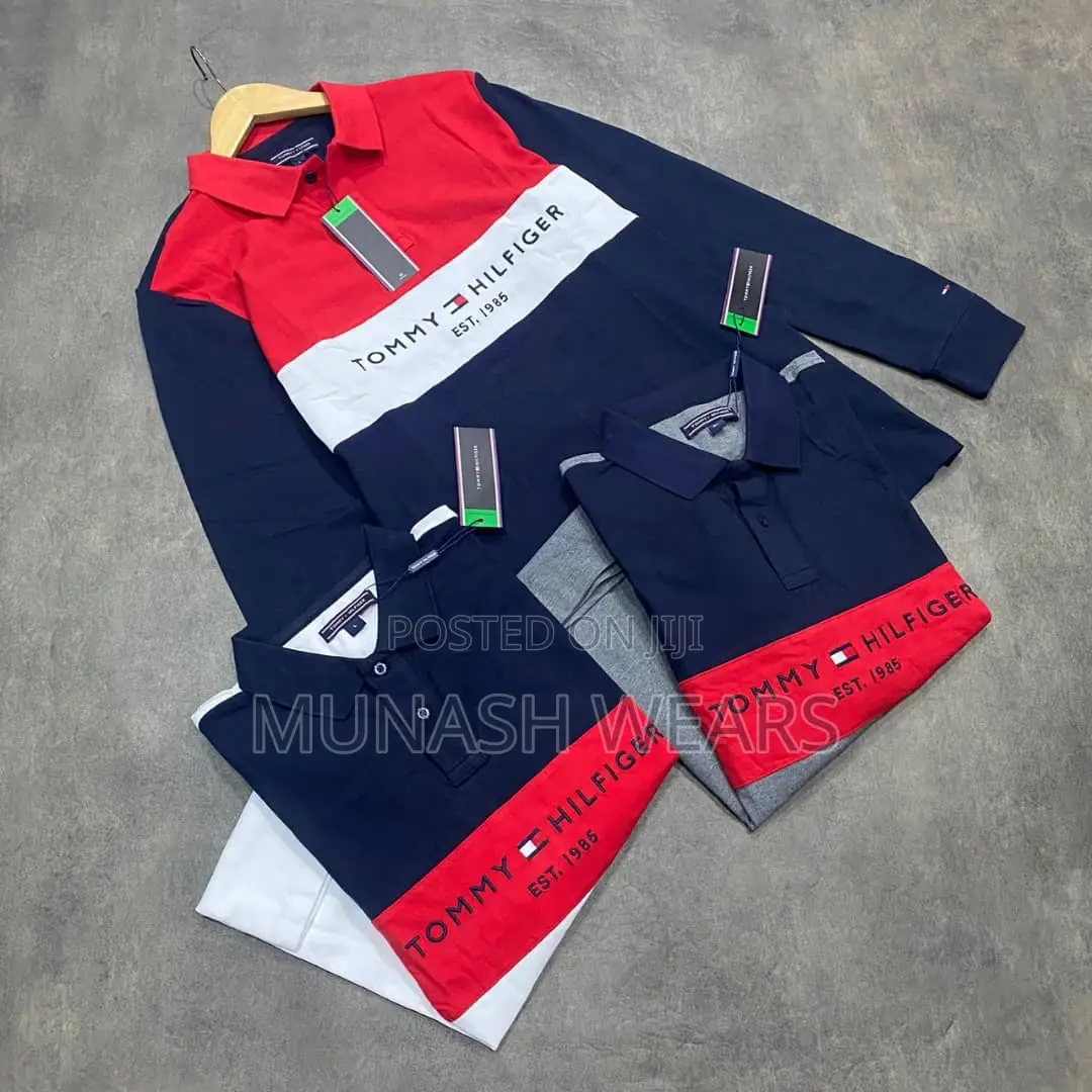 Classic Tommy Hilfiger Swirtshirt