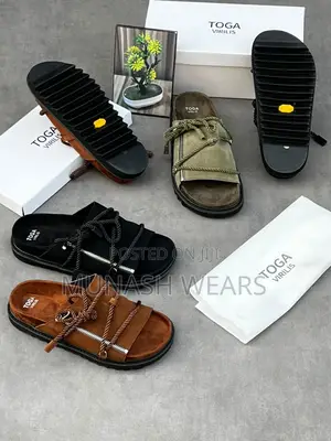 Photo - Toga Vrirlls 40-46
