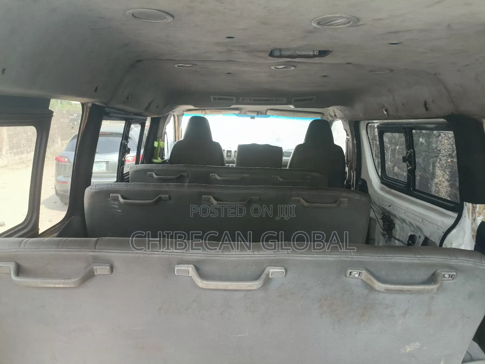 Toyota HiAce 2007 White