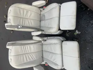 Two Center Seat Toyota Sienna 2015 Model VIP