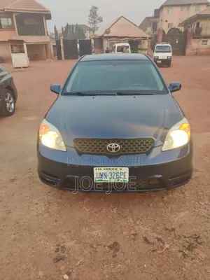 Photo - Toyota Matrix 2005 Blue