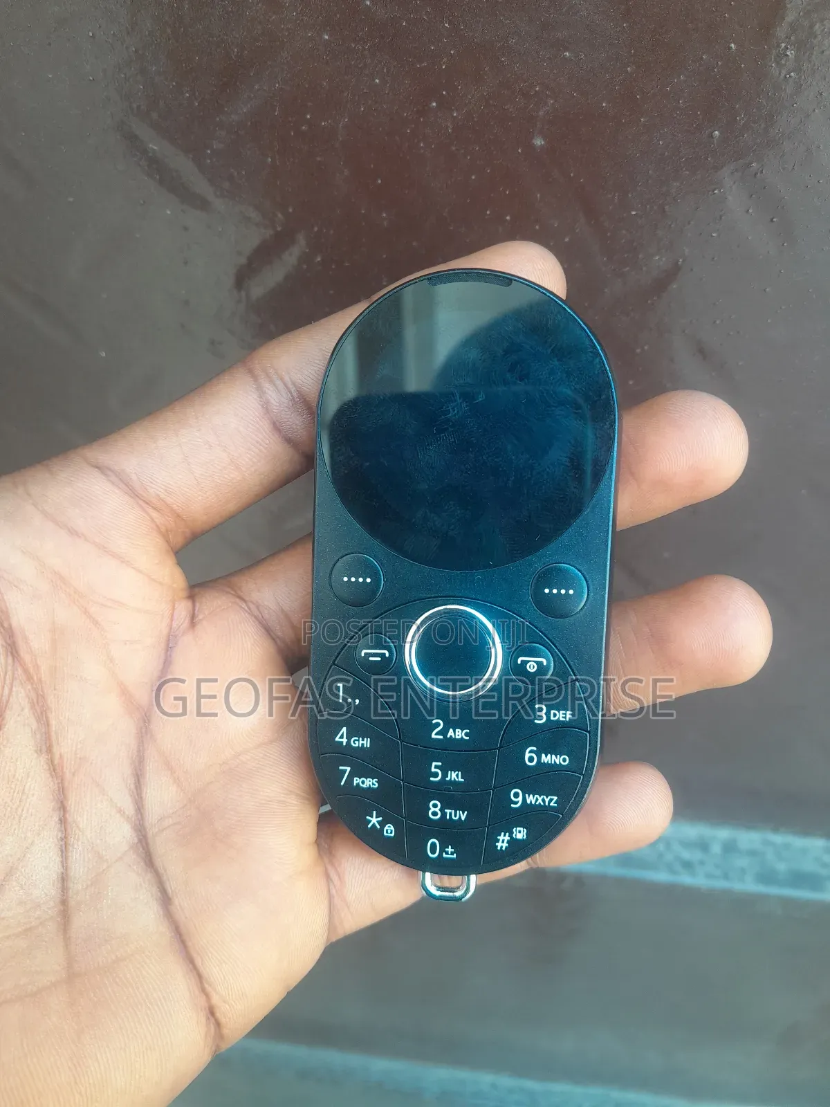 New Itel Circle 1 Black