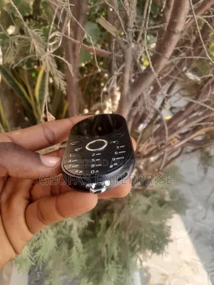 New Itel Circle 1 Black