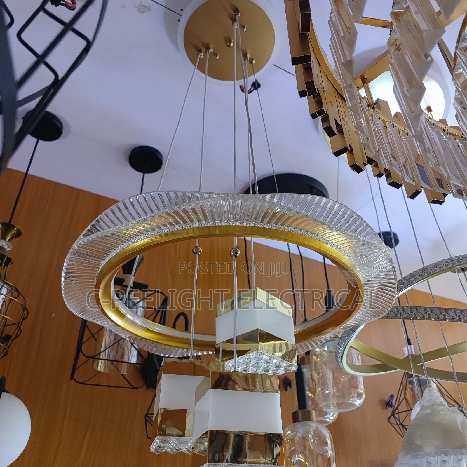 Led Dropping Chandelier