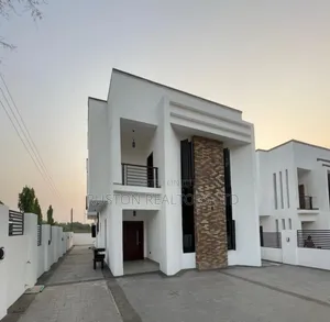 4bdrm Duplex in Ibadan for sale