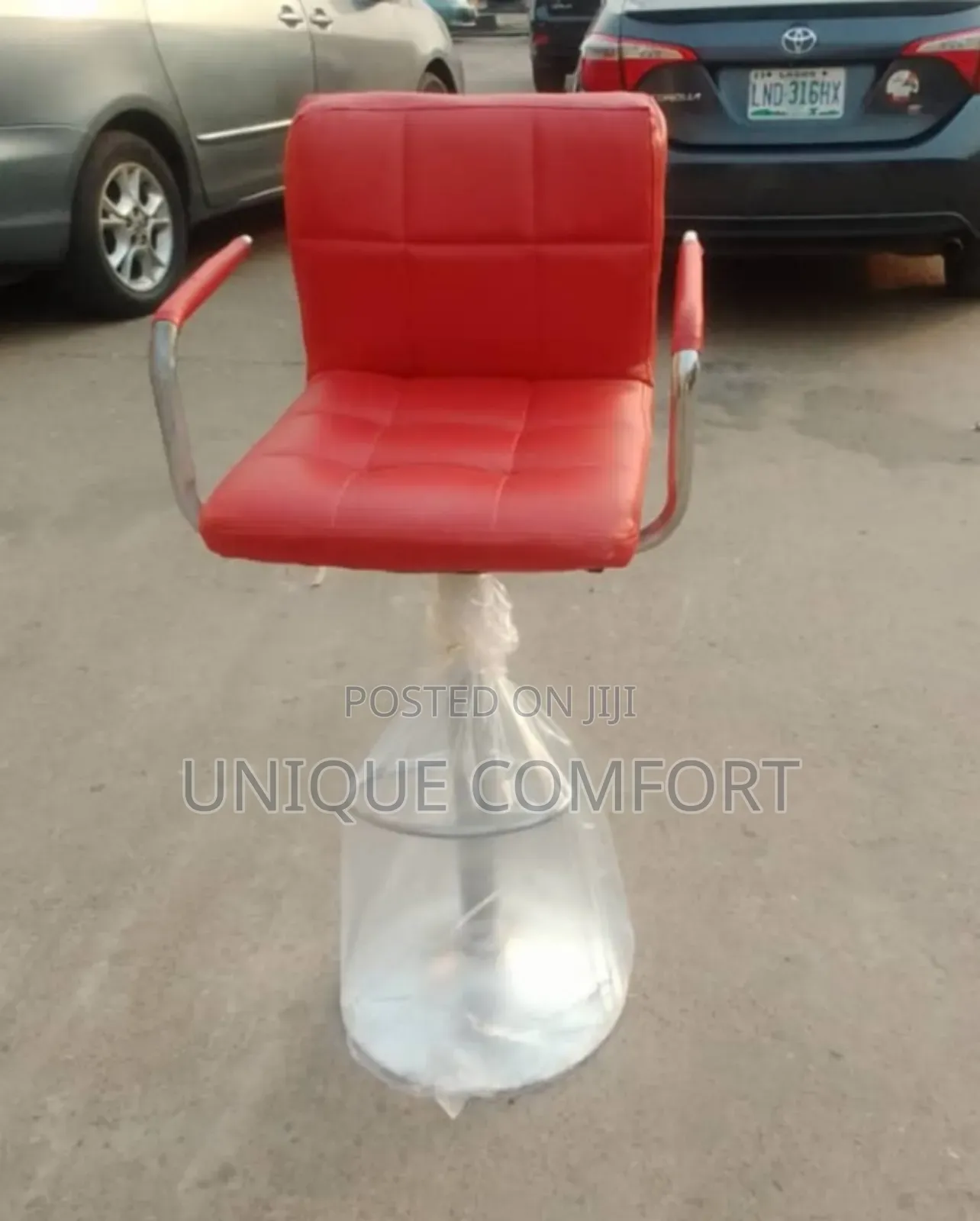 Imported Executive Bar/Barber Stool