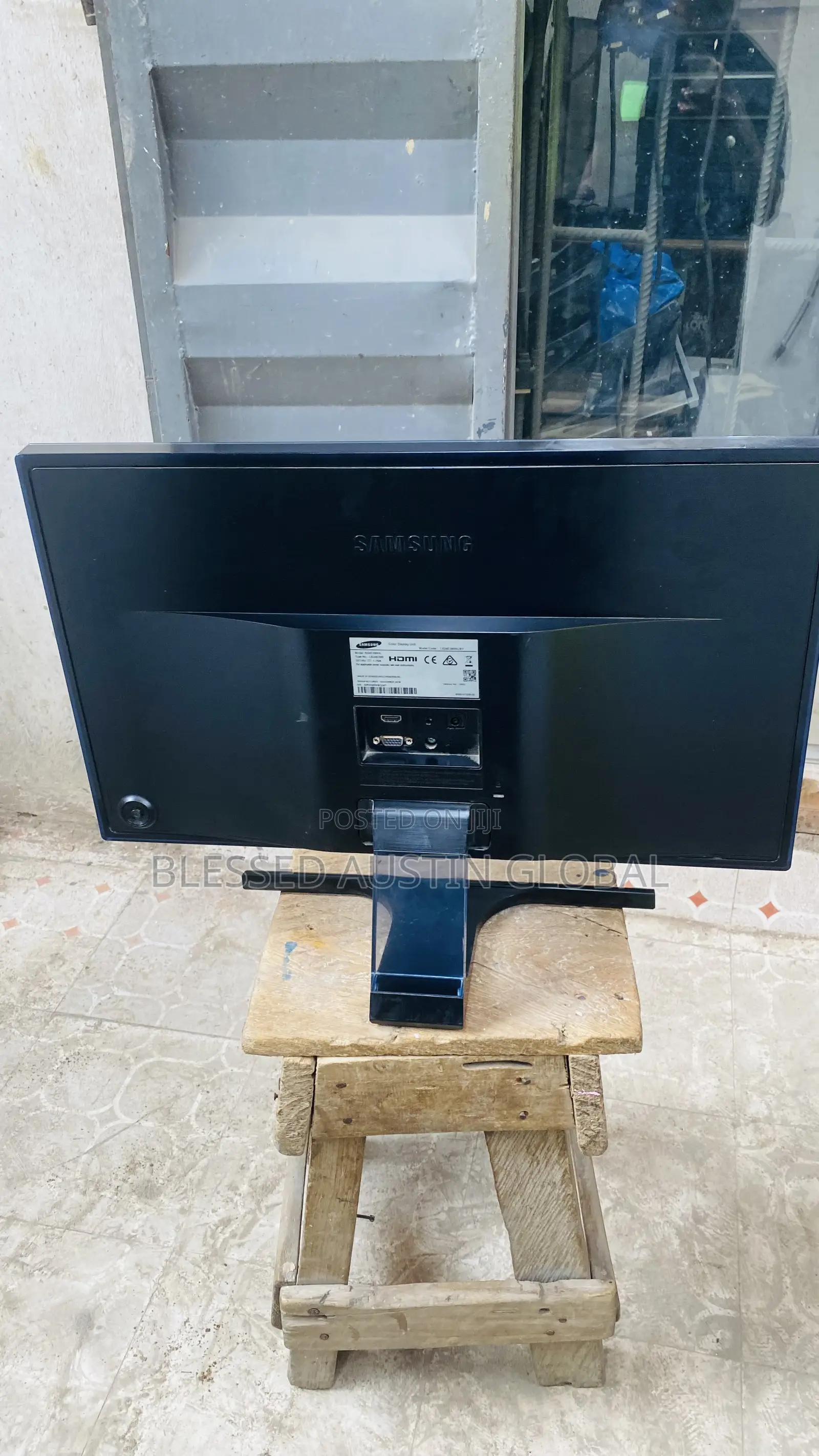 24 Inches Samsung Monitor