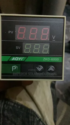 Voltage Regulator 