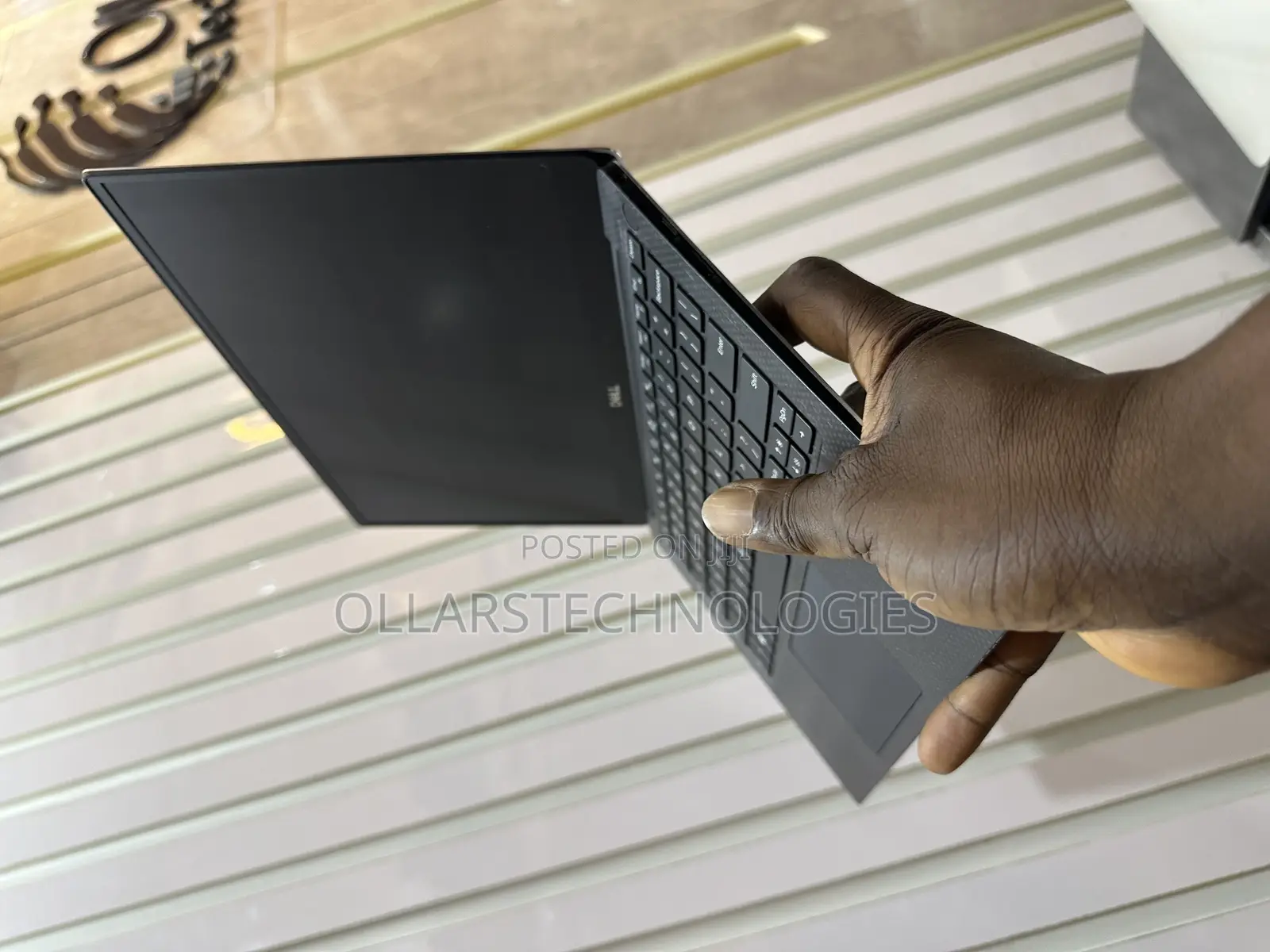 Laptop Dell Latitude 7390 8GB Intel Core I5 SSD 256GB