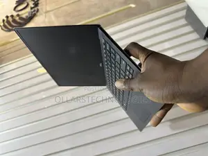 Laptop Dell Latitude 7390 8GB Intel Core I5 SSD 256GB