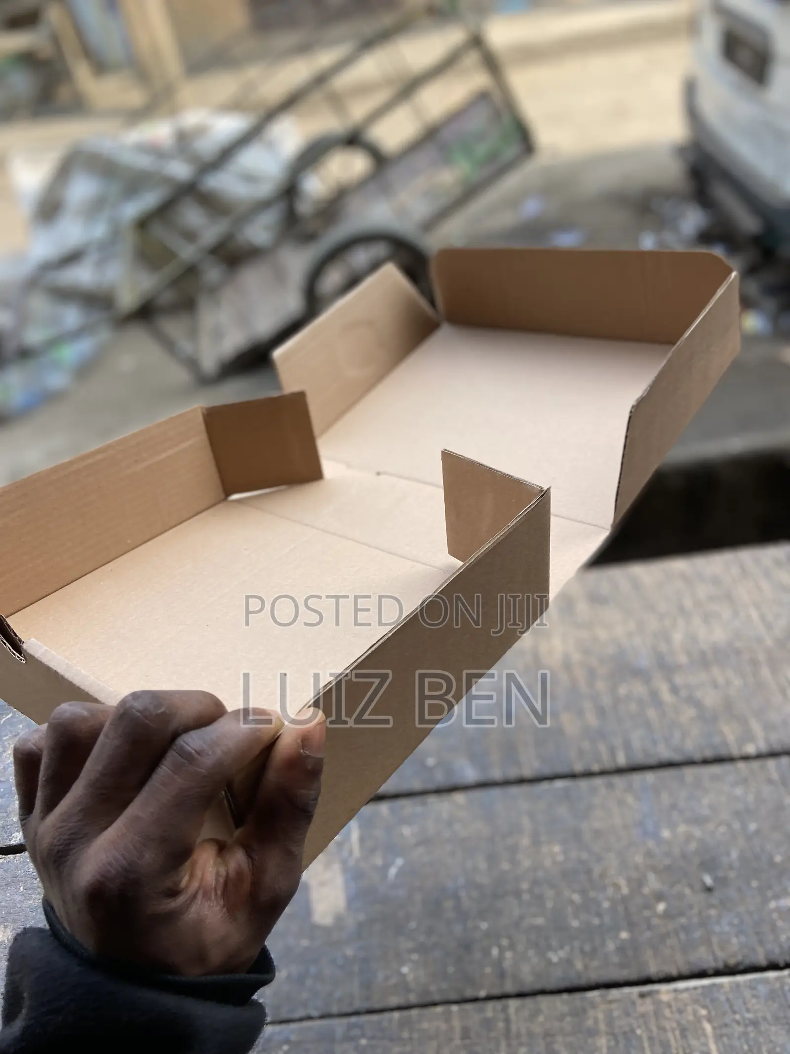 Very Neat Platter Box Corrugated Cartons