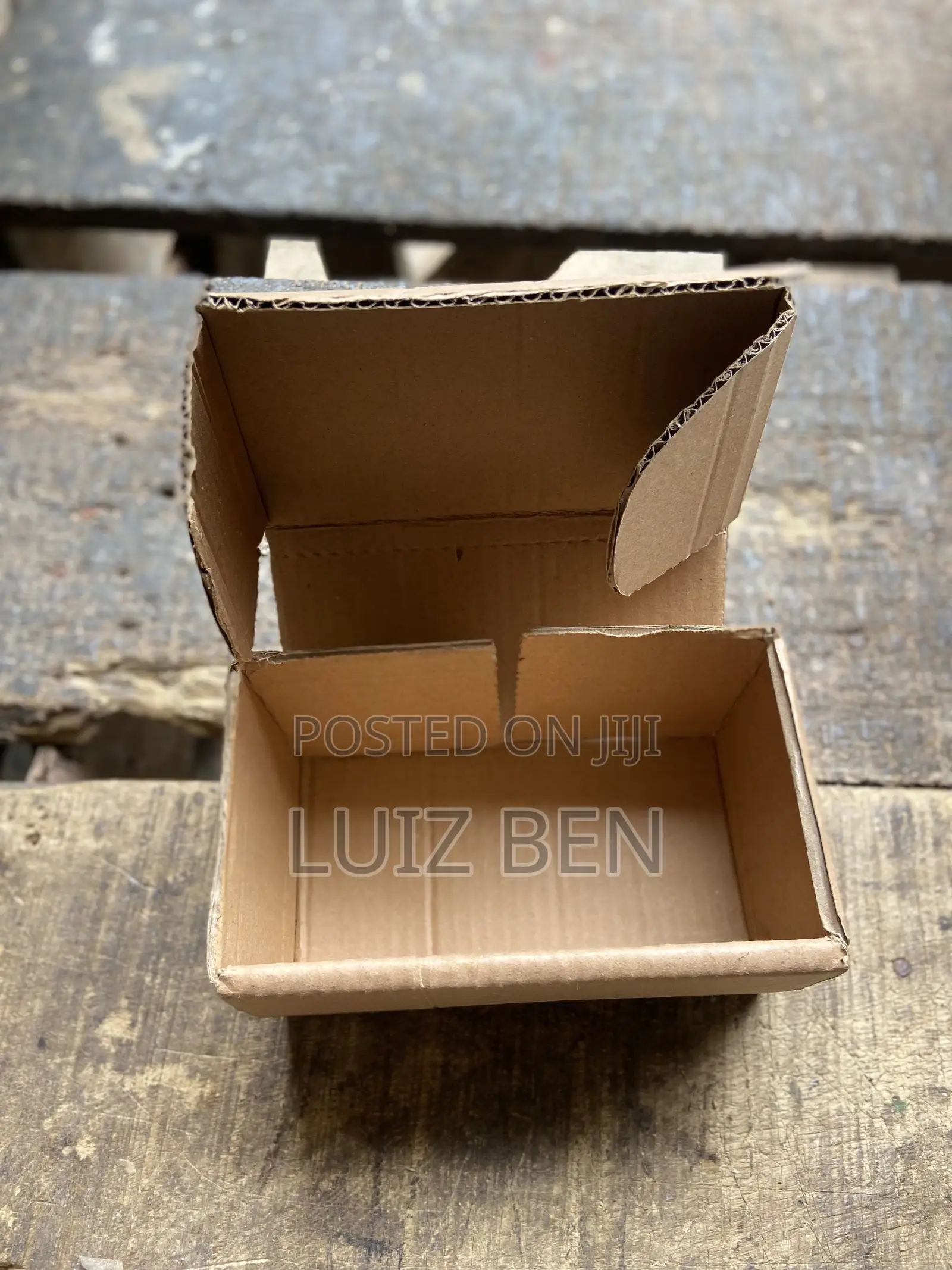 Very Neat Platter Box Corrugated Cartons
