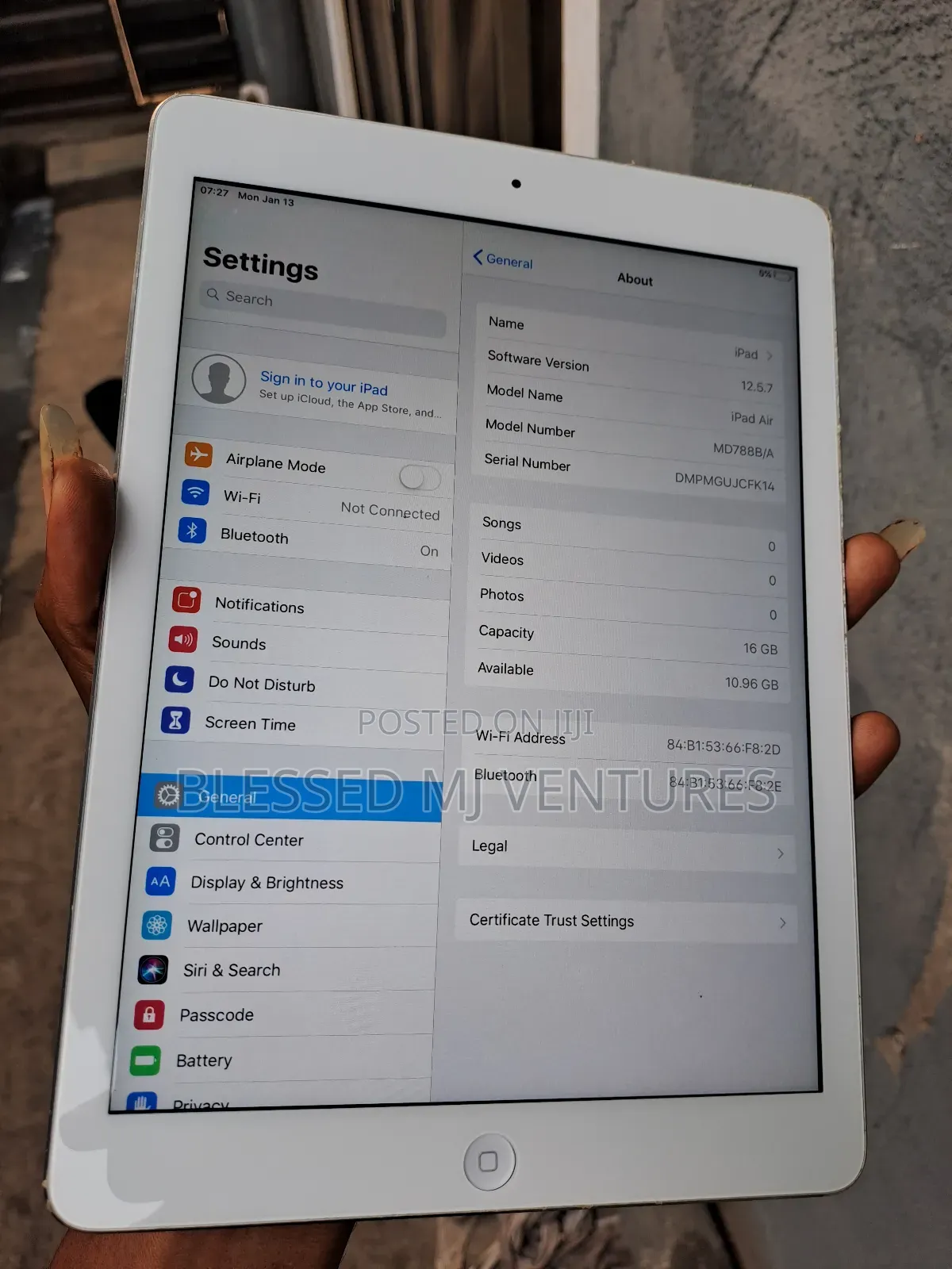 Apple iPad Air 16 GB White