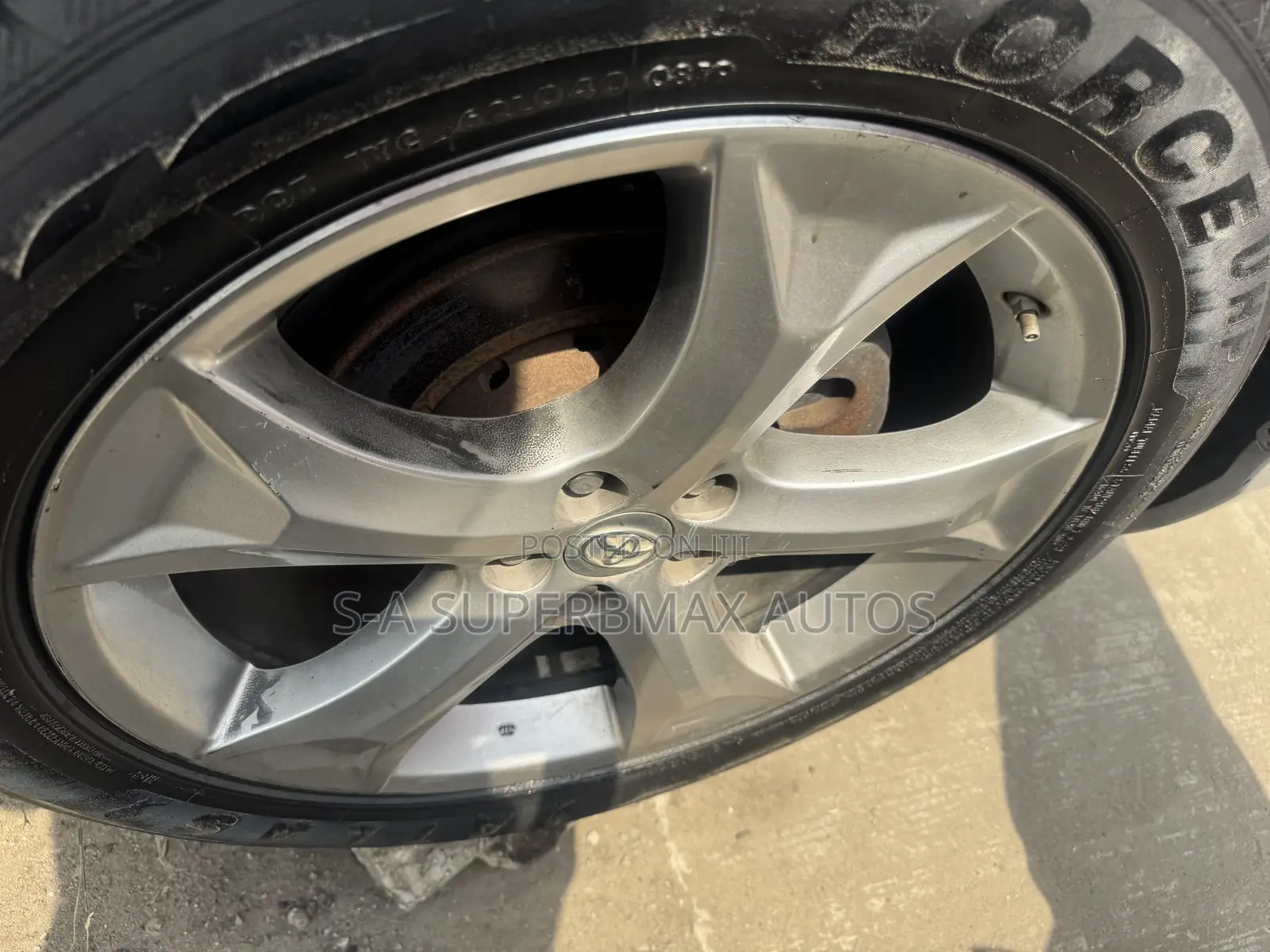 Toyota Venza V6 2010 Silver