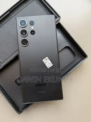 Photo - Samsung Galaxy S23 Ultra 256 GB Black
