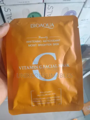 Photo - BIOAQUA Vitamin C Beautiful Skin Mask 25g
