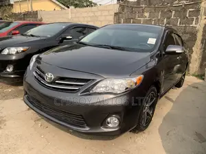 Toyota Corolla 2011 Gray