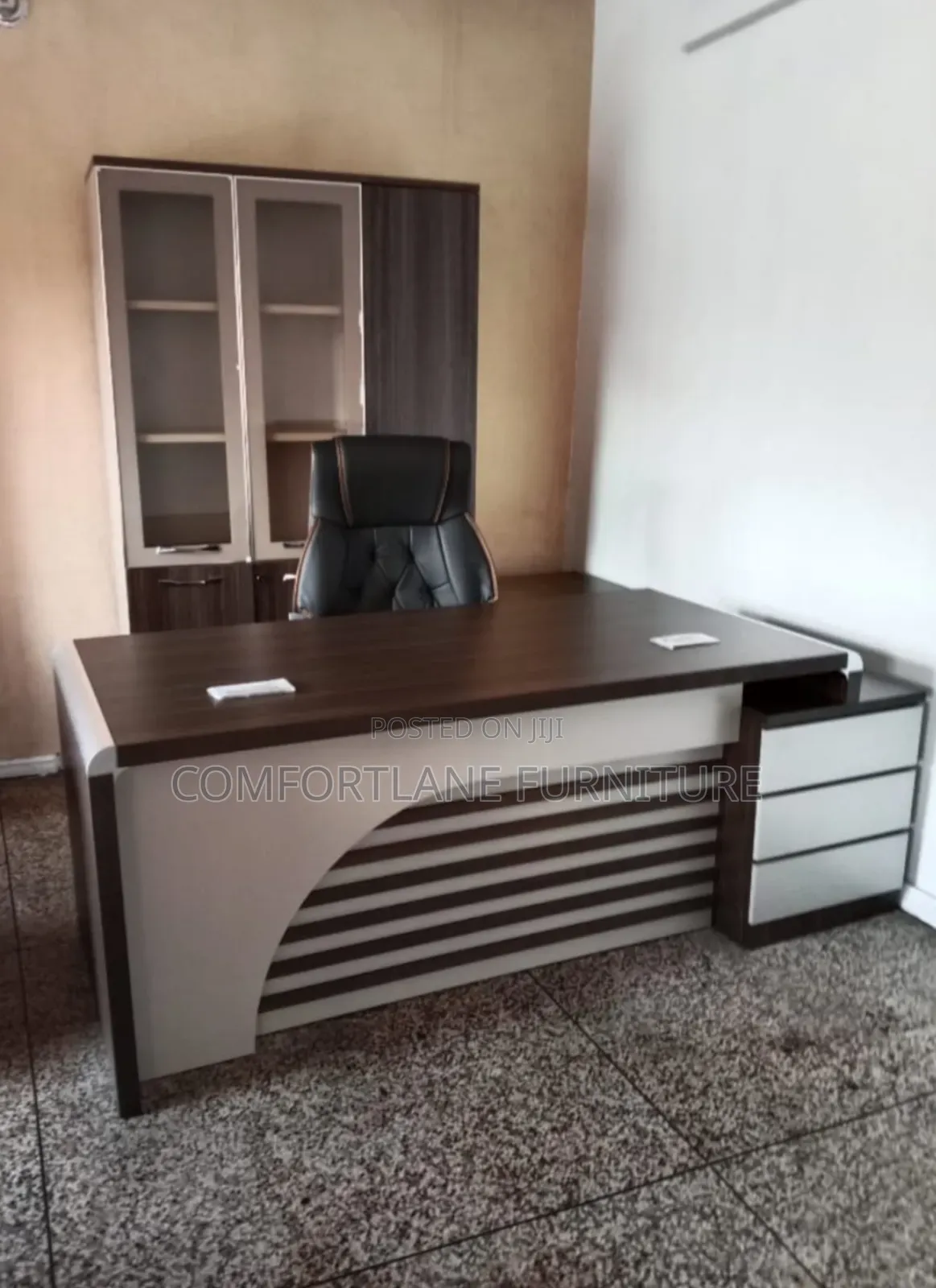 Executive Office Table(1.6 Meters)