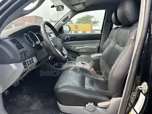 Toyota Tacoma 2014 Black