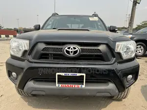 Toyota Tacoma 2014 Black