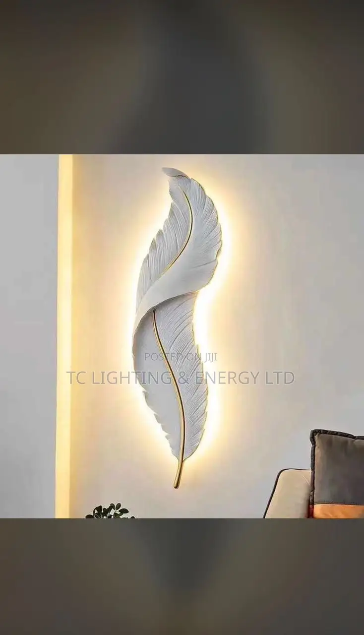 Leaf Wall Light