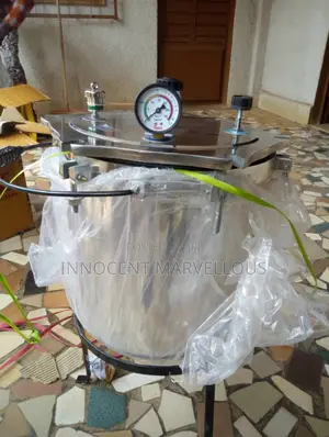 12 Litres Autoclave Machine