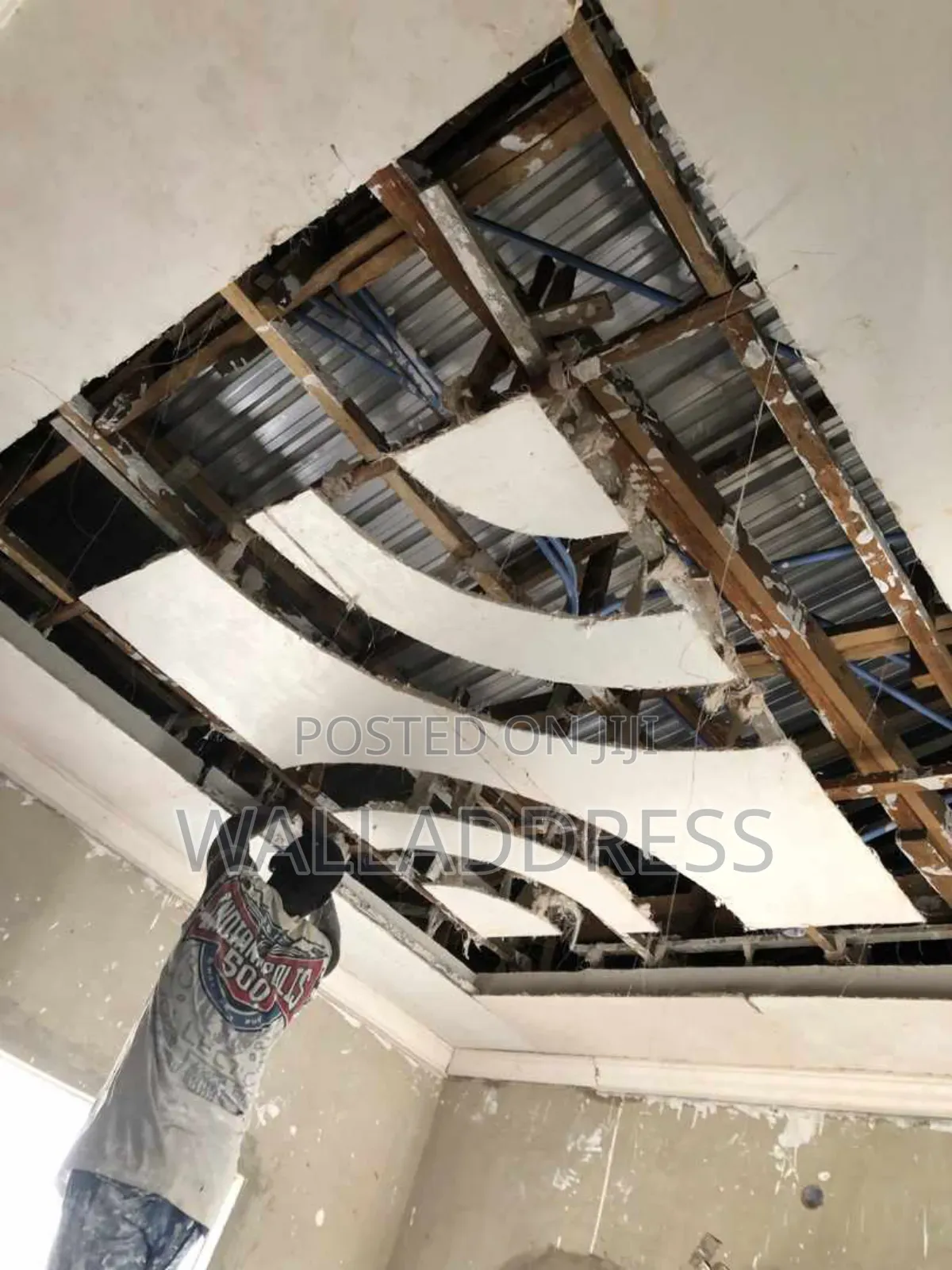 POP Ceiling Installation / Screeding Wall.