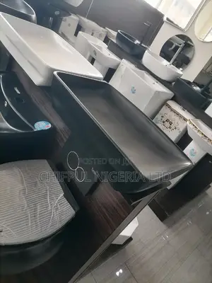 Square Cabinets Basin