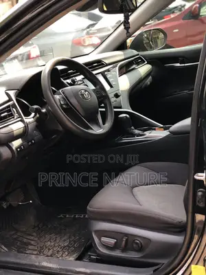 Toyota Camry 2018 Gray