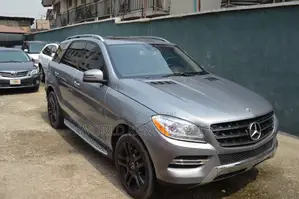 Mercedes-Benz M Class ML350 4dr SUV (3.5L 6cyl 7A) 2015 Gray