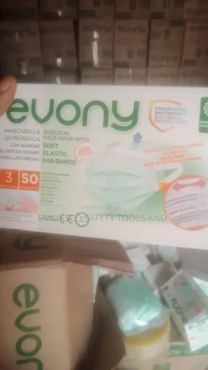 Surgical Face Mask