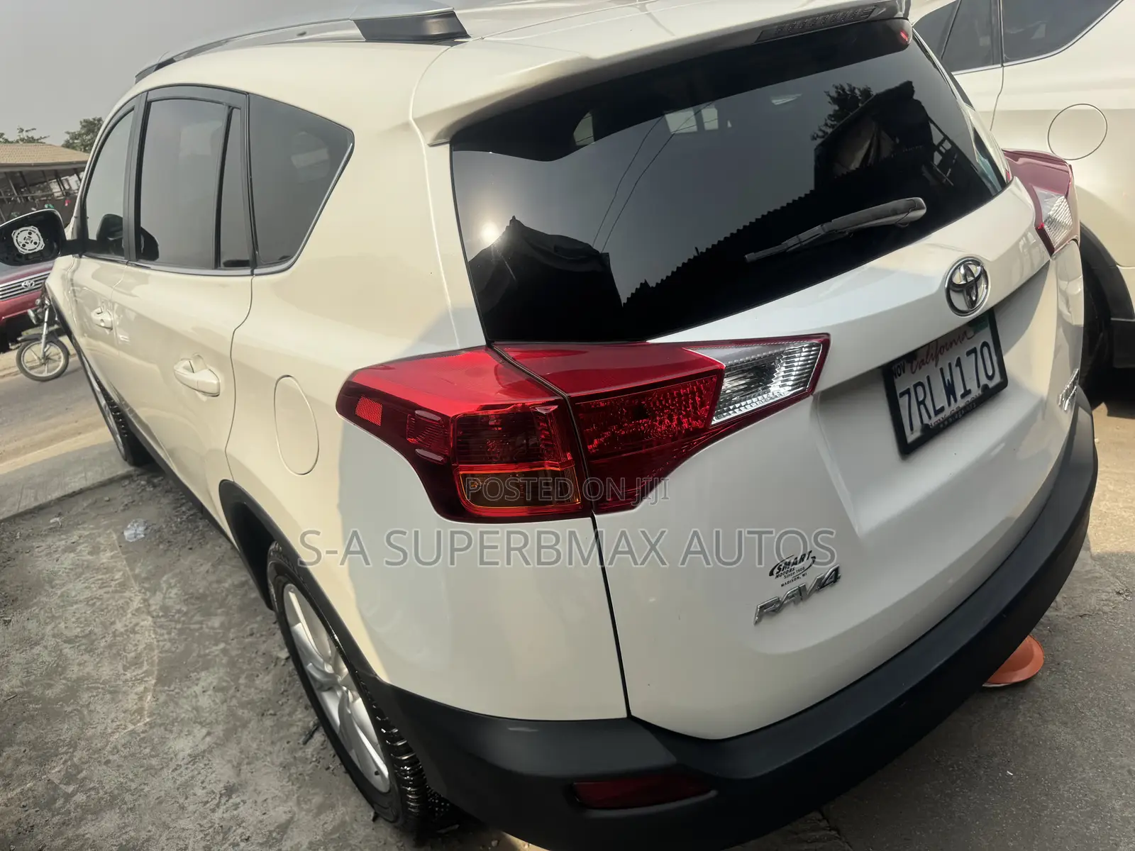 Toyota RAV4 2013 White
