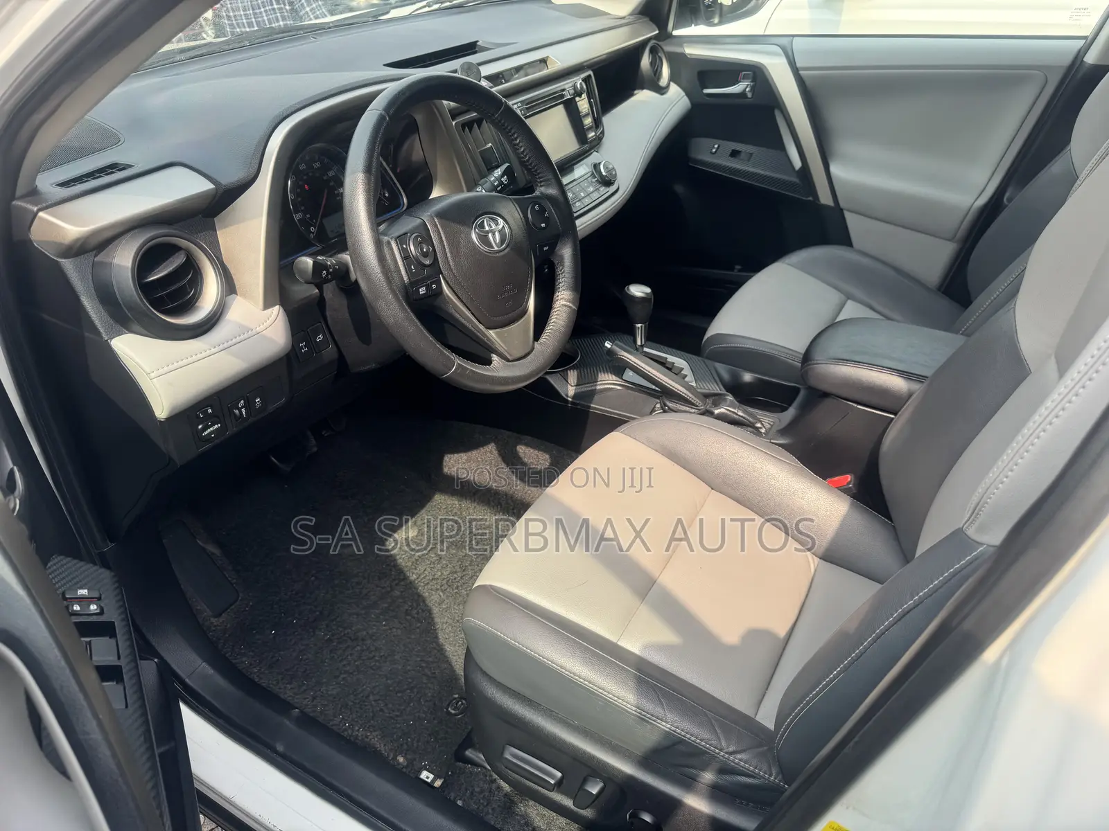 Toyota RAV4 2013 White