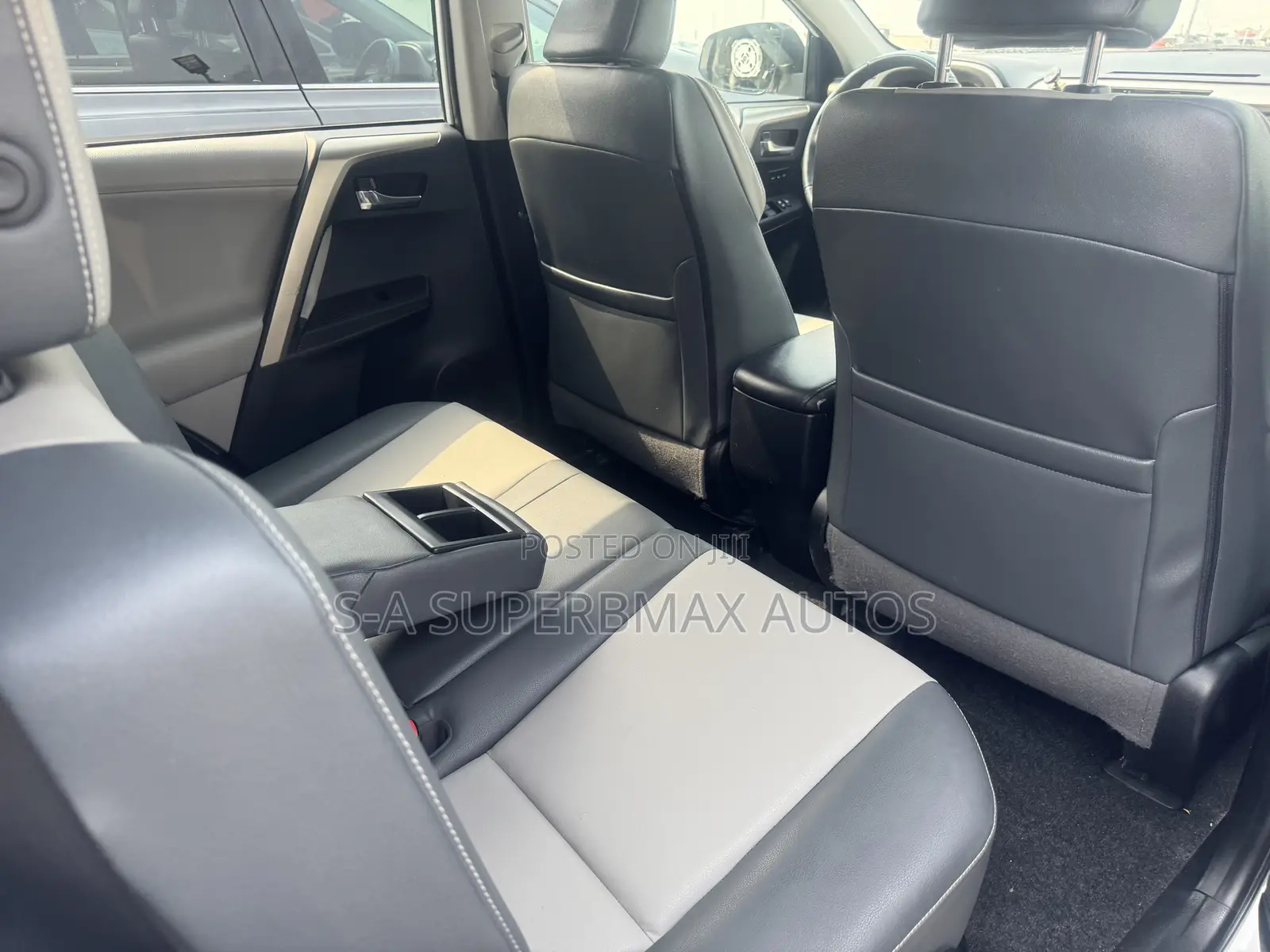 Toyota RAV4 2013 White